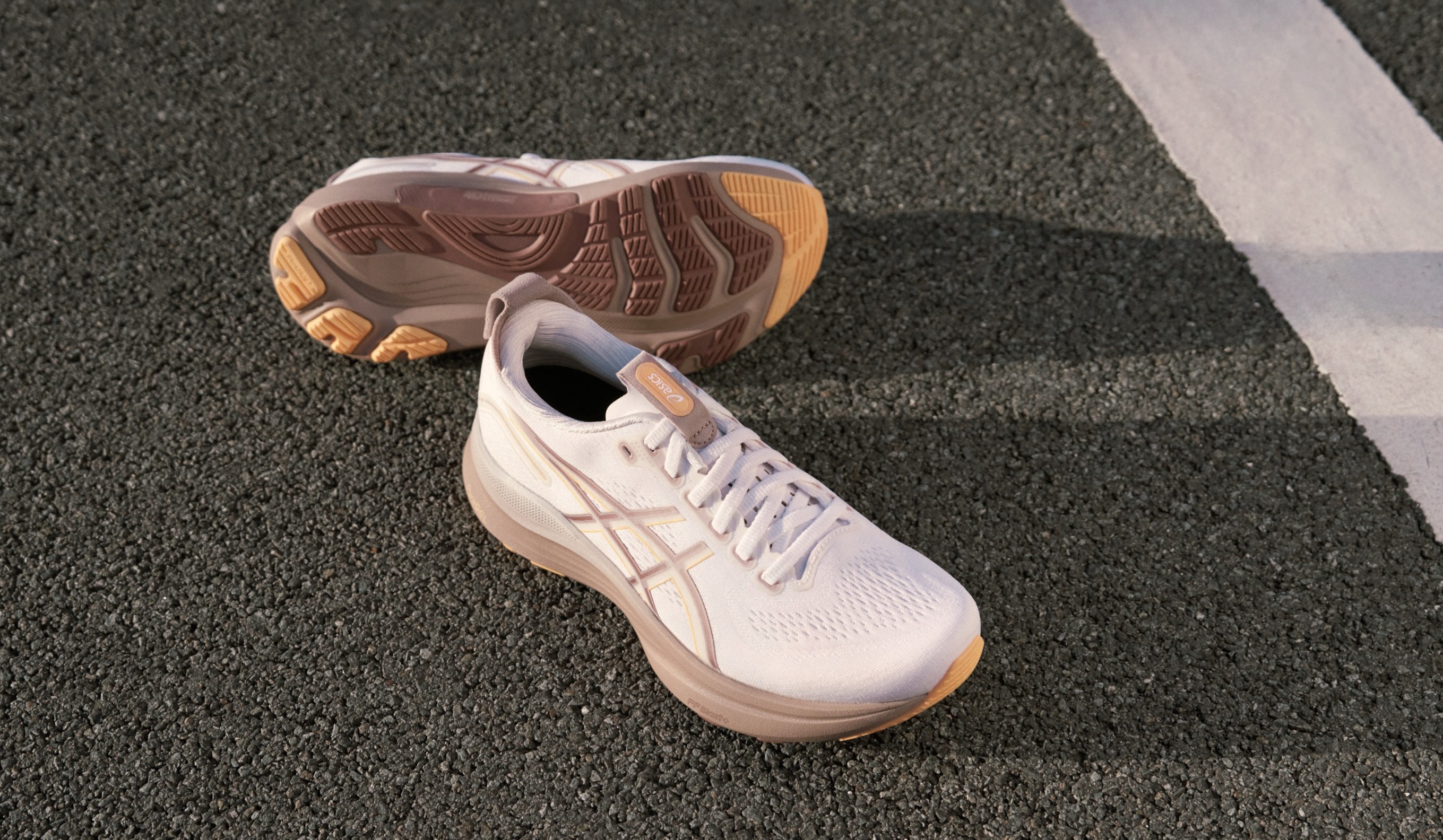 Asics Kayano 32
